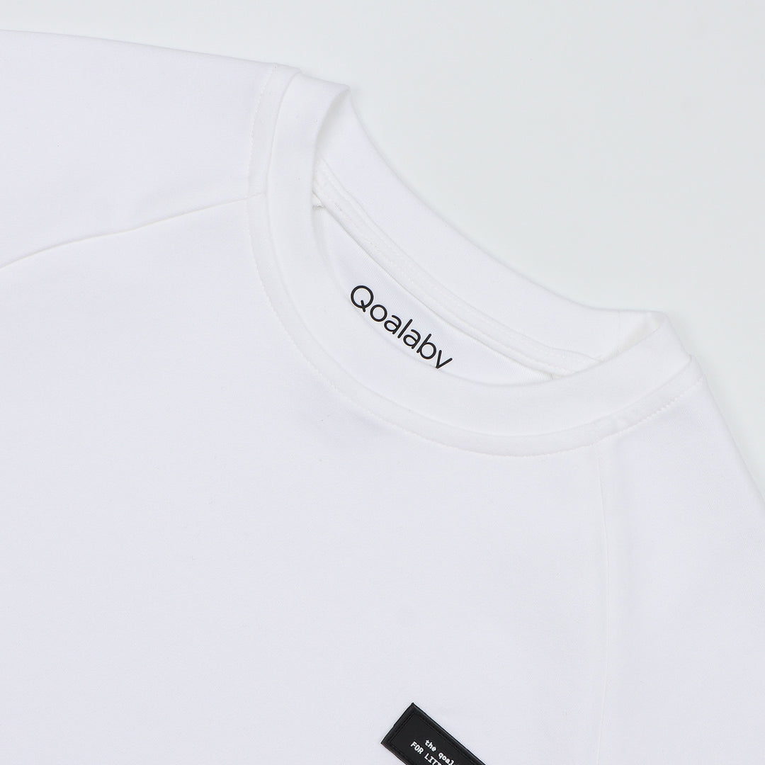 Hirafu Oversized Tshirt (Black Signature)