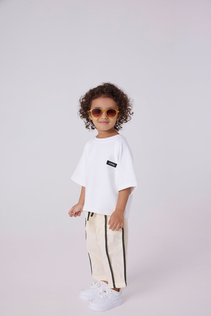 Hirafu Oversized Tshirt (Black Signature)