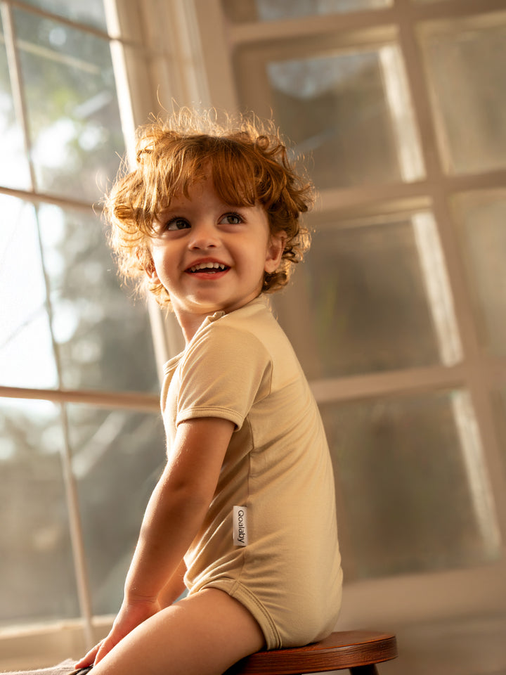 Fitzroy Bamboo onesie (Oatmilk)
