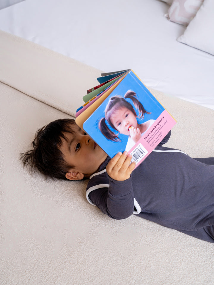 My busy little plate - A picture book