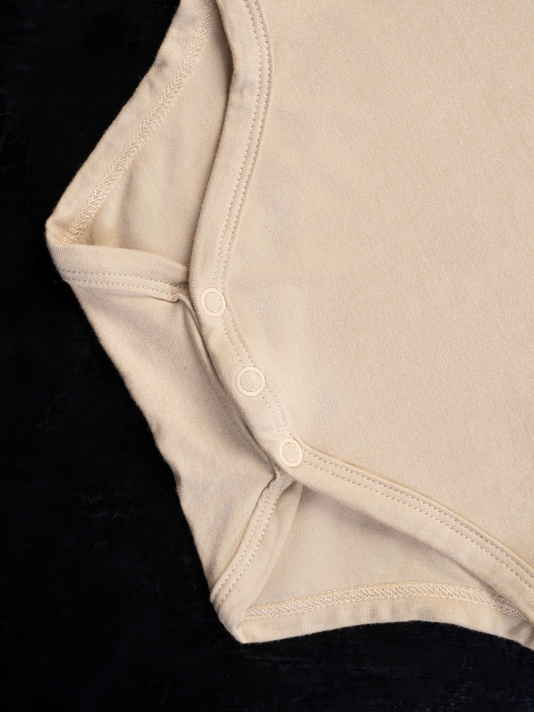 Fitzroy Bamboo onesie (Oatmilk)